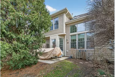 811 King Henry Lane, Saint Charles, IL 60174 - Photo 31