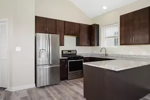 2855 W Arthington St, Chicago, IL 60612 - Photo 5