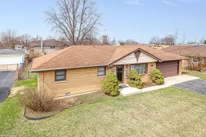 8420 S New England Avenue, Burbank, IL 60459 - Photo 13