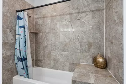 6454 N Sacramento Avenue #1, Chicago, IL 60645 - Photo 17