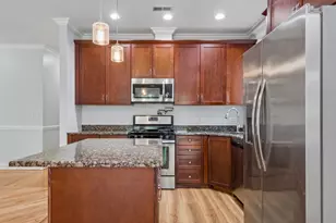 6454 N Sacramento Ave, Chicago, IL 60645 - Photo 9