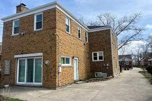 2222 S 15th Ave, North Riverside, IL 60546 - Photo 3