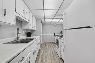 2440 186th St, Lansing, IL 60438 - Photo 9