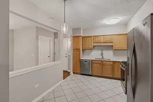 5105 Madison St, Skokie, IL 60077 - Photo 7