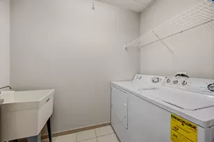 5105 Madison St, Skokie, IL 60077 - Photo 11