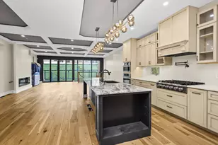 1230 W Newport Ave, Chicago, IL 60657 - Photo 7
