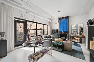 226 N Clinton St, Chicago, IL 60661 - Photo 3