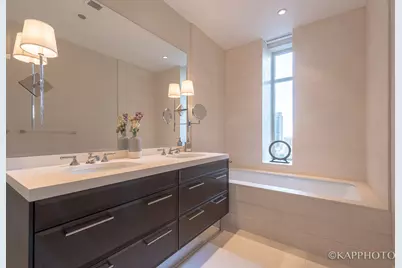 118 E Erie Street #15A, Chicago, IL 60611 - Photo 39
