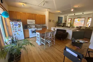 632 W Patterson Ave, Chicago, IL 60613 - Photo 11