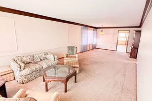 1025 Blouin Dr, Dolton, IL 60419 - Photo 9