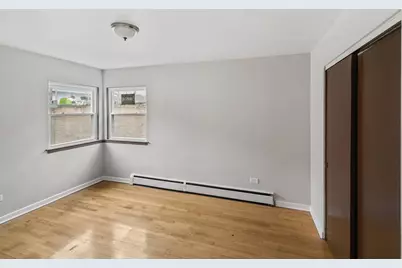 805 N 22nd Avenue #1, Melrose Park, IL 60160 - Photo 7
