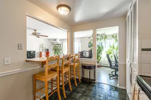 2407 E Brandenberry Ct, Arlington Heights, IL 60004 - Photo 9