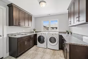 [Address not provided], Elmhurst, IL 60126 - Photo 25