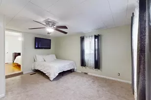 3703 S 58th Ct, Cicero, IL 60804 - Photo 17