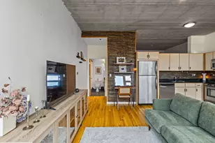 630 N Franklin St, Chicago, IL 60654 - Photo 21