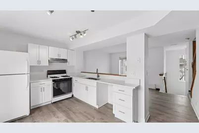 309 Emerald Court, Bolingbrook, IL 60440 - Photo 5