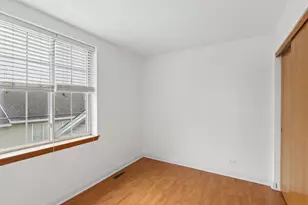 309 Emerald Ct, Bolingbrook, IL 60440 - Photo 11