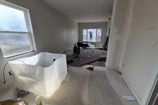 5535 S Bishop St, Chicago, IL 60636 - Photo 7