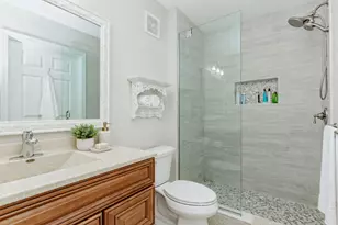 1279 Merrimack Ct, Crystal Lake, IL 60014 - Photo 7