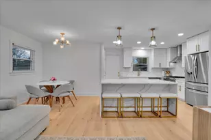 9317 Olcott Ave, Morton Grove, IL 60053 - Photo 11