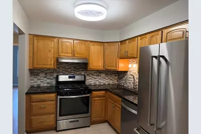 420 74th Street #204, Downers Grove, IL 60516 - Photo 5