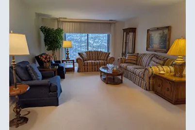 9558 Gross Point Road #A406, Skokie, IL 60076 - Photo 5