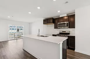 1395 Oakfield Ln, Pingree Grove, IL 60140 - Photo 7