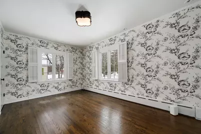 901 E Glenwood Road, Glenview, IL 60025 - Photo 33