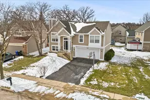 466 Valley Forge Ave, South Elgin, IL 60177 - Photo 3