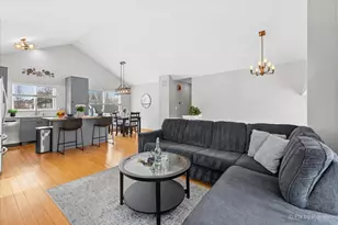 466 Valley Forge Ave, South Elgin, IL 60177 - Photo 9