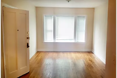 2250 N Spaulding Avenue #1, Chicago, IL 60647 - Photo 7