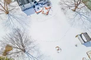 12715 Waltham Close, Roscoe, IL 61073 - Photo 3