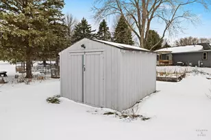 12715 Waltham Close, Roscoe, IL 61073 - Photo 35