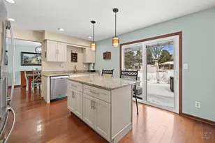 12715 Waltham Close, Roscoe, IL 61073 - Photo 11