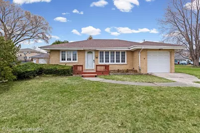 4618 Custer Avenue, Brookfield, IL 60513 - Photo 1