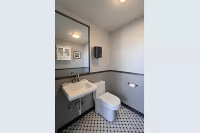 117 E 9th Street, Lockport, IL 60441 - Photo 7