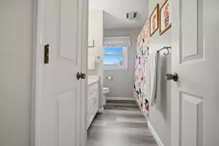 24 Bay Pointe Dr, Bloomington, IL 61704 - Photo 21