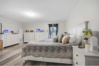 24 Bay Pointe Drive, Bloomington, IL 61704 - Photo 11