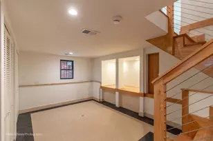 6334 S St Lawrence Ave, Chicago, IL 60637 - Photo 17