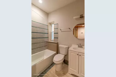 6334 S Saint Lawrence Avenue, Chicago, IL 60637 - Photo 9