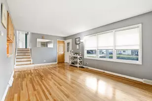 26W524 Jewell Rd, Winfield, IL 60190 - Photo 3