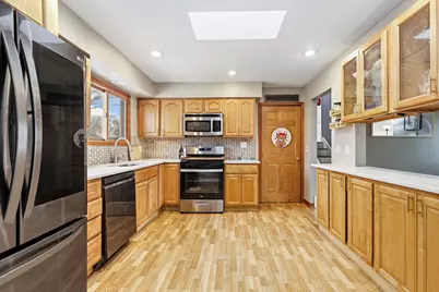 26W524 Jewell Road, Winfield, IL 60190 - Photo 7