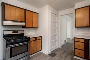 1441 Jackson St, Rockford, IL 61107 - Photo 11