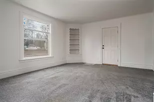 1441 Jackson St, Rockford, IL 61107 - Photo 3