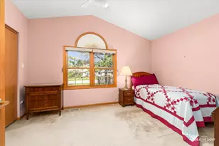 840 Havenshire Rd, Naperville, IL 60565 - Photo 9