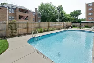 720 Oakton St, Evanston, IL 60202 - Photo 5