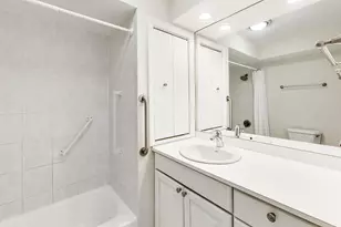 720 Oakton St, Evanston, IL 60202 - Photo 17