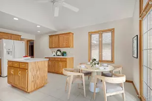 17805 Marley Creek Blvd, Orland Park, IL 60467 - Photo 15