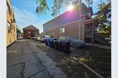 4053 N Mobile Avenue, Chicago, IL 60634 - Photo 1