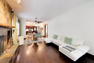 5426 N Lovejoy Ave, Chicago, IL 60630 - Photo 7